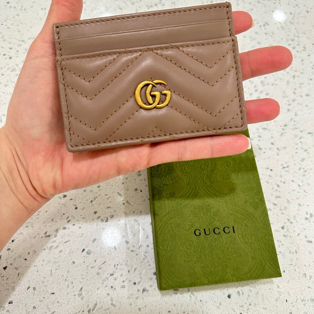 Authentic Gucci Marmont card holder